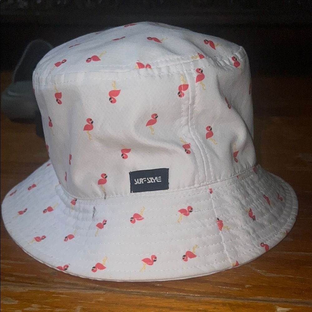 Kids Flamingo Bucket Hat - White and Red